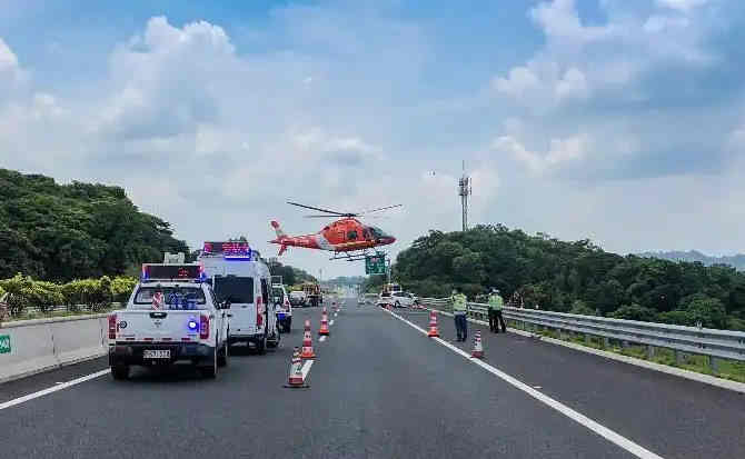 碑林区高速公路汽车救援案例