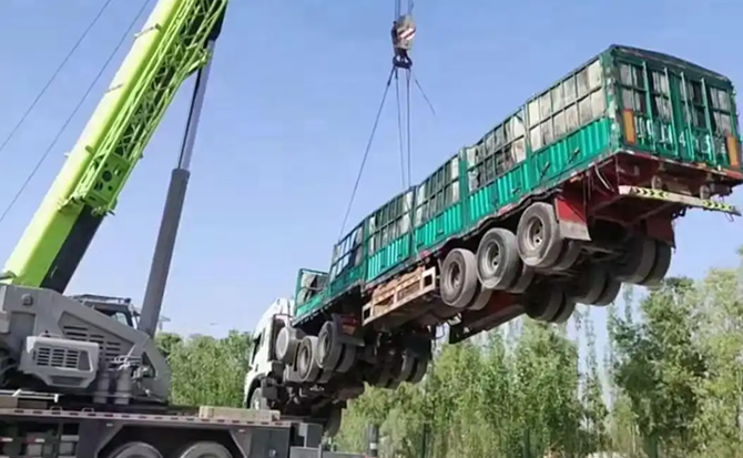 碑林区道路脱困救援案例